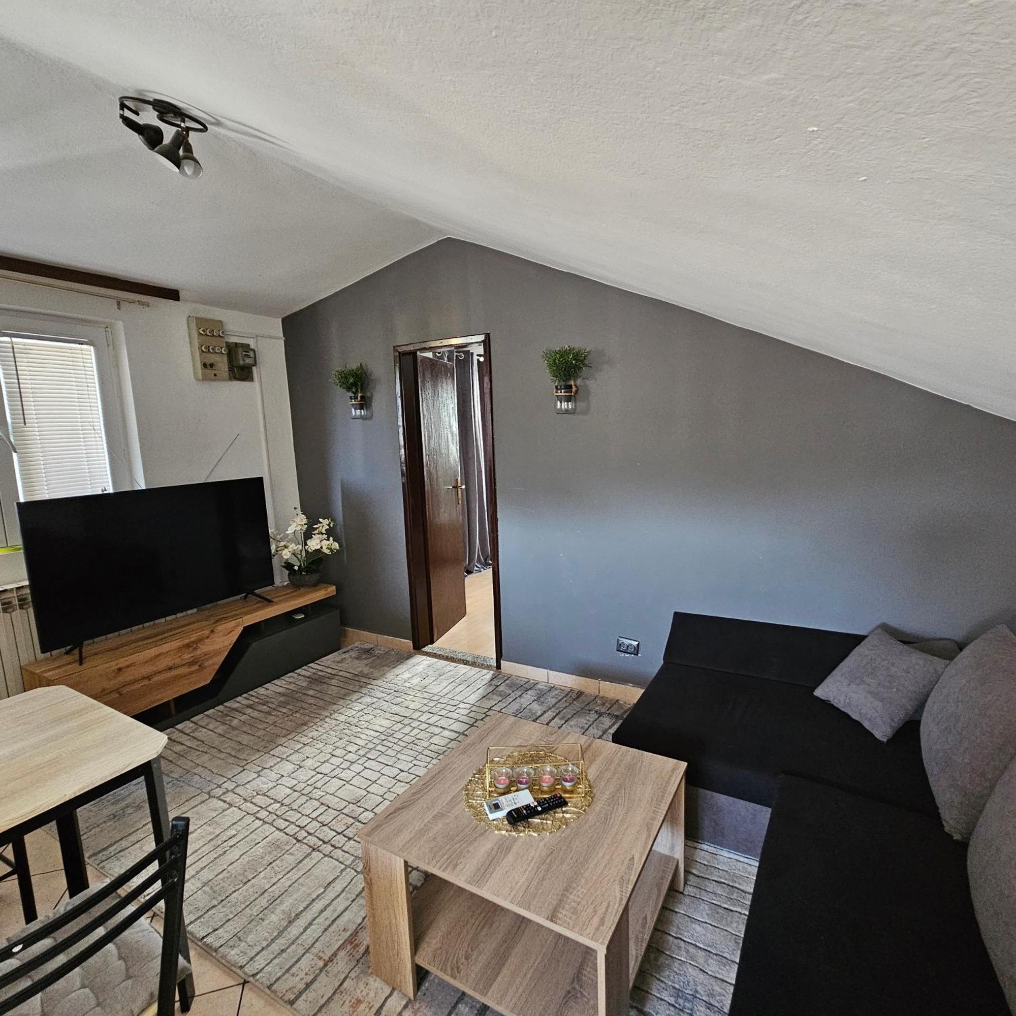 Luciana 2 Apartment ซาดาร์ ภายนอก รูปภาพ